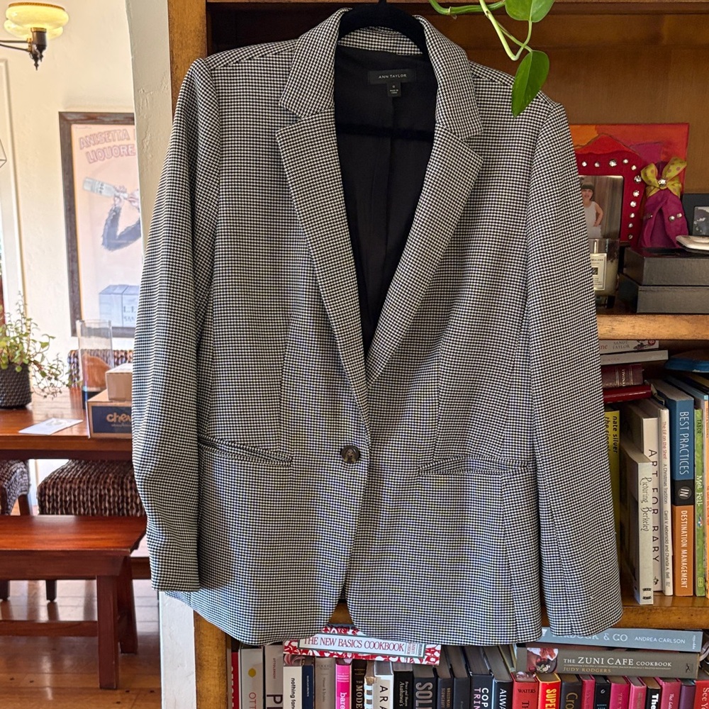 Ann Taylor Black and White Houndstooth Blazer